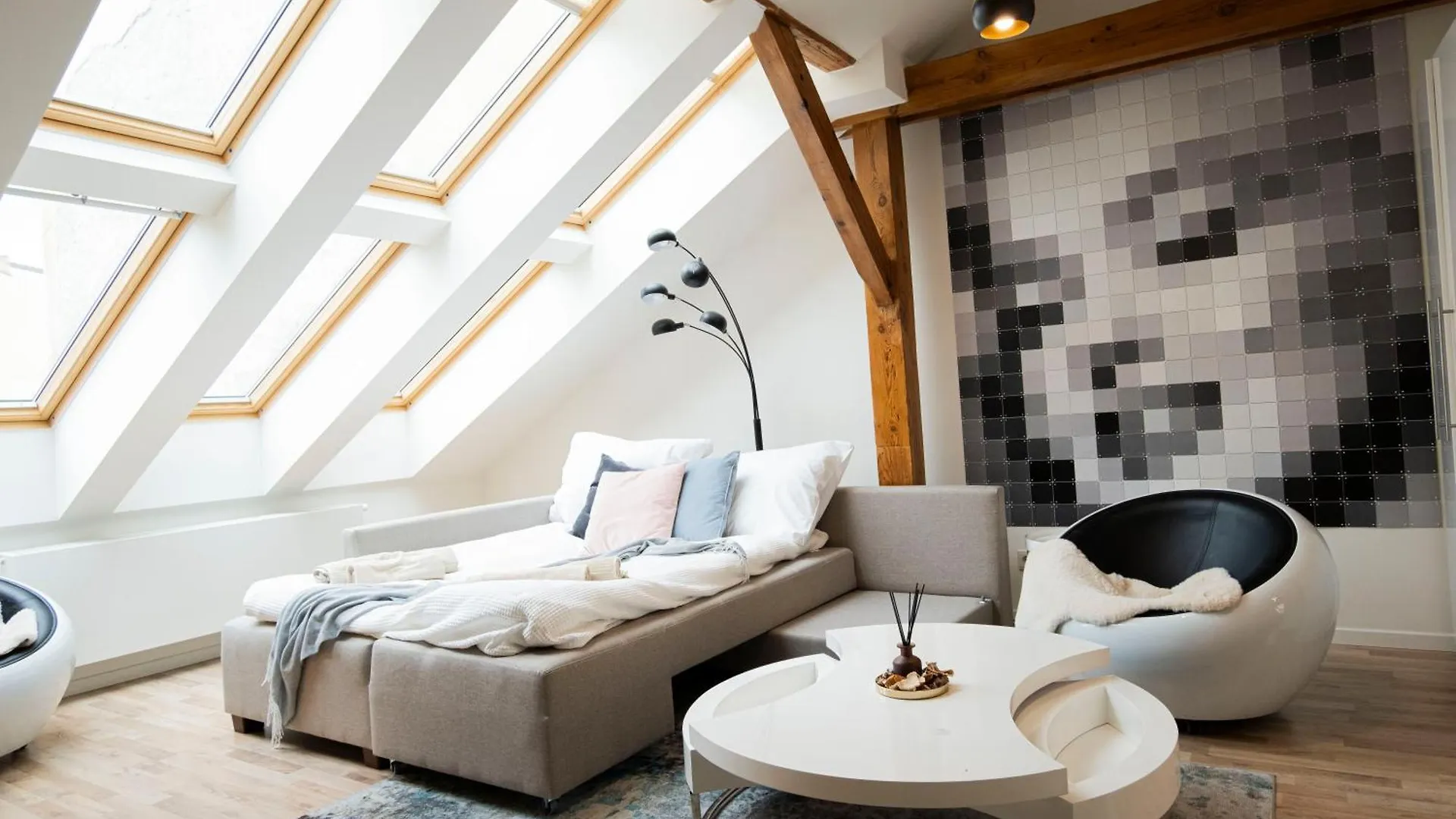 Marilyn Monroe Apartment With Ac In Prague Center Tjeckien
